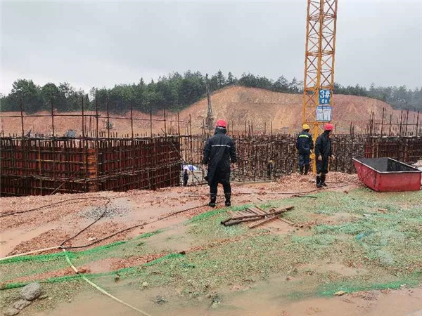 災(zāi)后清理快速到位，重點項目及時復(fù)工——城投集團快速應(yīng)對災(zāi)情