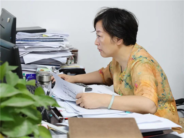 全市優(yōu)秀黨務(wù)工作者涂春珍：巾幗何須讓須眉，敢同日月?tīng)?zhēng)光輝