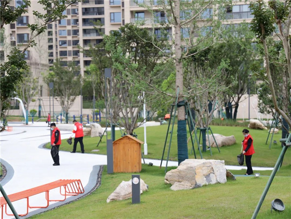 市城投集團(tuán)開展“大清掃、大撿拾、大宣傳”專項(xiàng)活動(dòng)