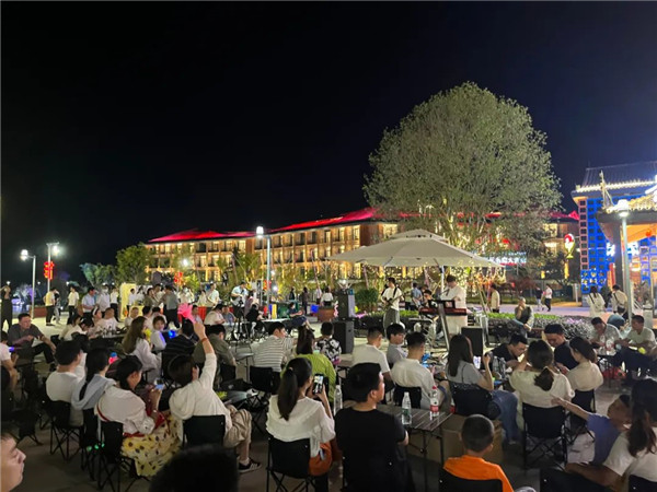 興商貿 促消費 惠民生！景德鎮(zhèn)這里的夜市很火爆！