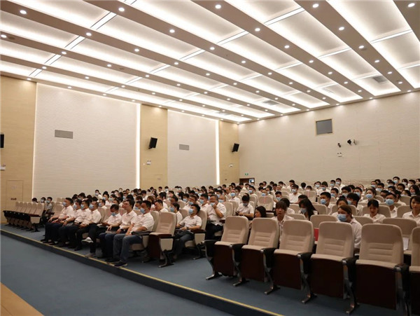 市城投集團(tuán)召開(kāi)全面從嚴(yán)治黨警示教育大會(huì)