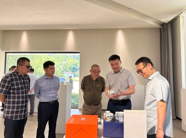 CFAC美院基地 清華大學(xué)美術(shù)學(xué)院與省數(shù)文集團、市城投集團強強聯(lián)手共繪文化創(chuàng)新新篇章